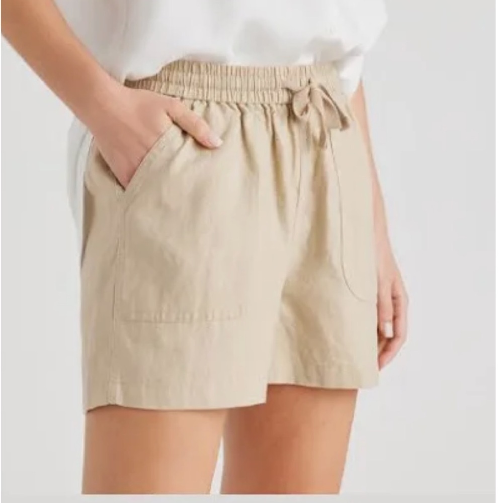 Ann Taylor LOFT Tie Waist Khaki Shorts Women’s L Cotton Paper Bag Pockets